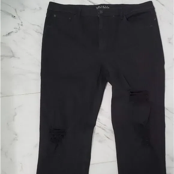 Wild Fable high waisted distressed jeans - Picture 3 of 8